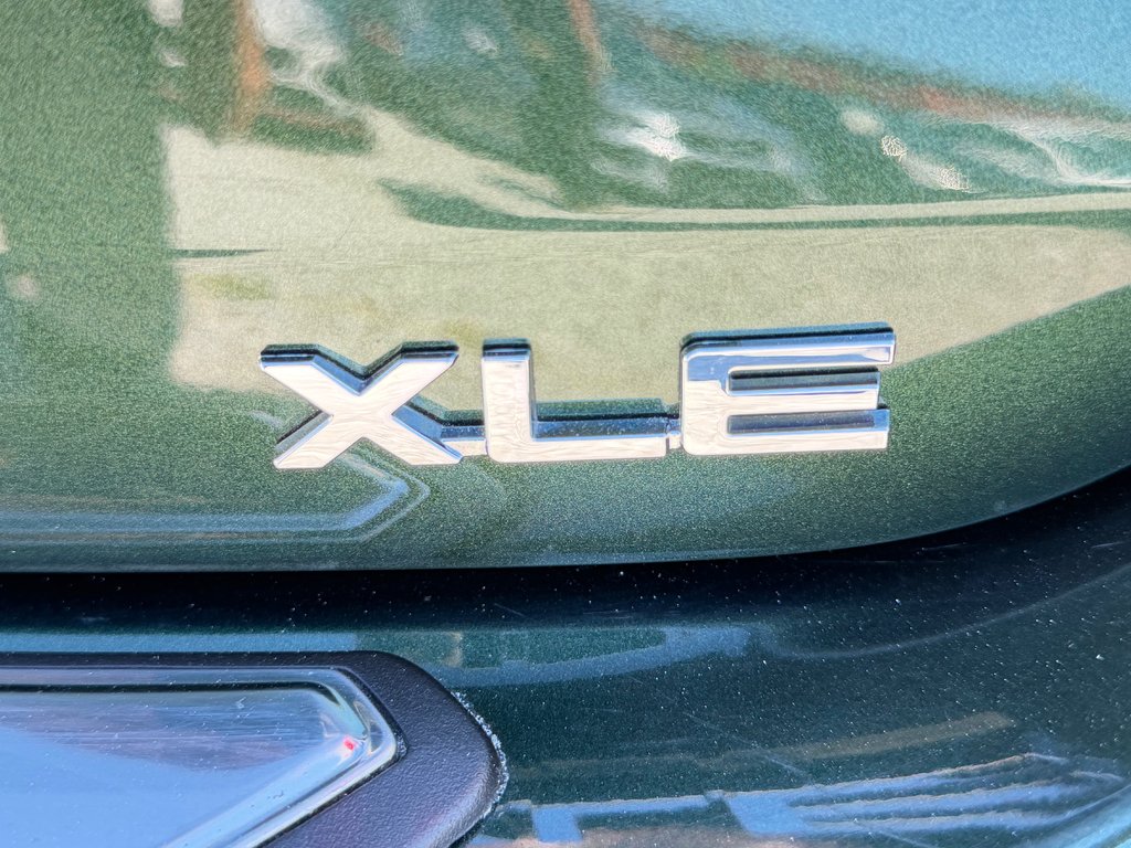 2023 Toyota Highlander HYBRIDE XLE AWD / PEA 29-01-27=100KM / in Thetford Mines, Quebec - 28 - w1024h768px
