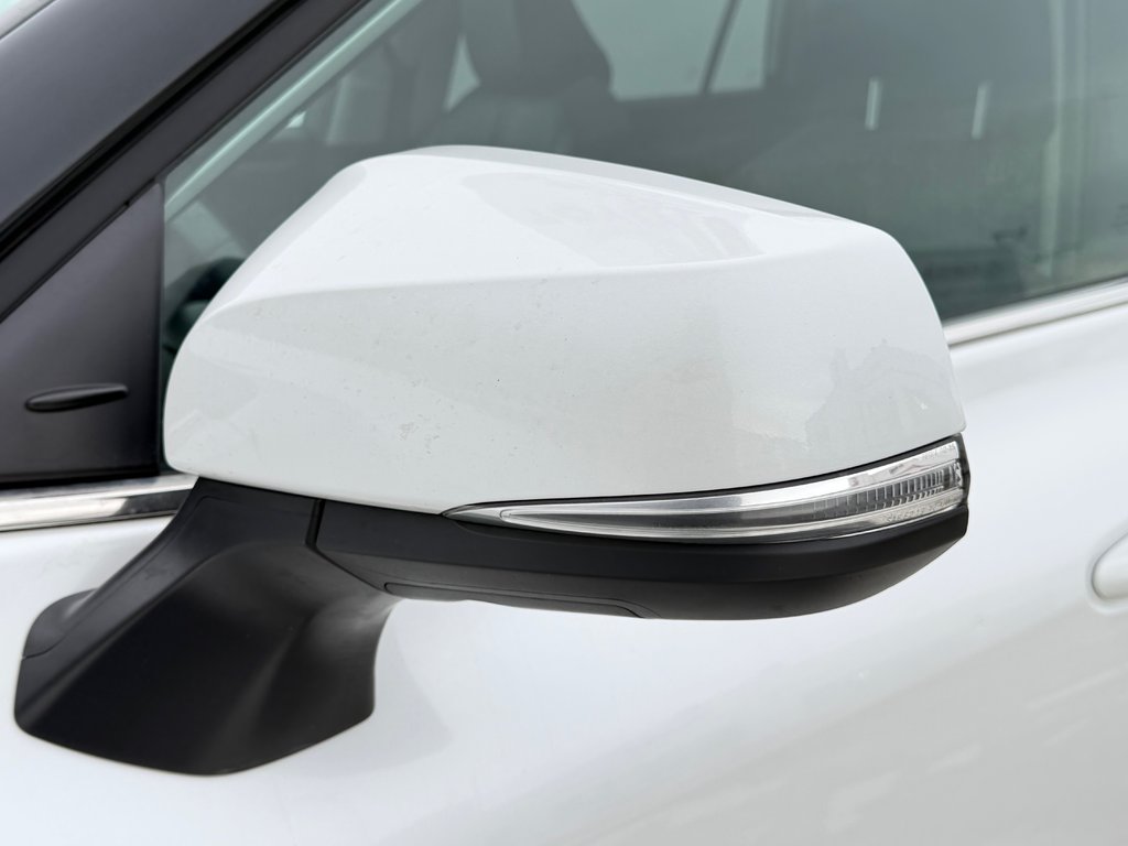 2024 Toyota Highlander LIMITED / MAGS 20'' / 1 SEUL PROPRIETAIRE / WOW in Thetford Mines, Quebec - 18 - w1024h768px