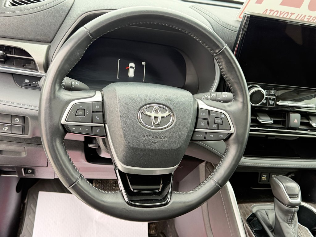 2024 Toyota Highlander LIMITED / MAGS 20'' / 1 SEUL PROPRIETAIRE / WOW in Thetford Mines, Quebec - 39 - w1024h768px