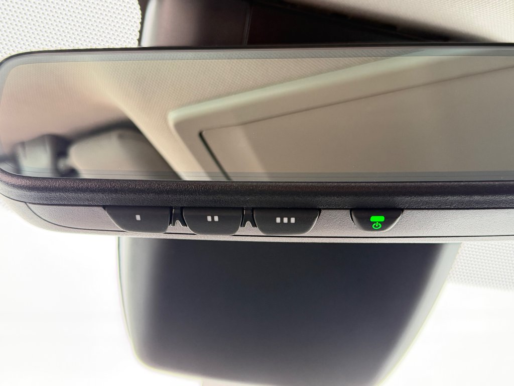 2024 Toyota Highlander LIMITED / MAGS 20'' / 1 SEUL PROPRIETAIRE / WOW in Thetford Mines, Quebec - 59 - w1024h768px