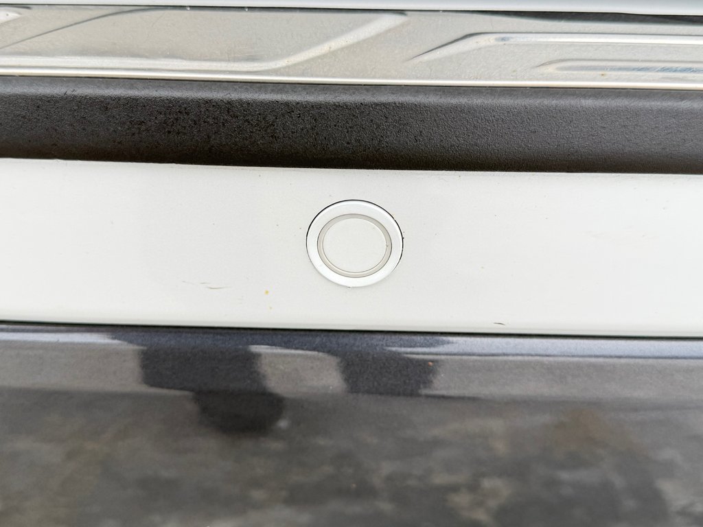 2024 Toyota Highlander LIMITED / MAGS 20'' / 1 SEUL PROPRIETAIRE / WOW in Thetford Mines, Quebec - 26 - w1024h768px