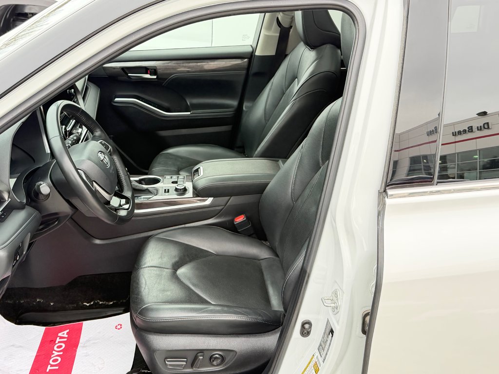 2024 Toyota Highlander LIMITED / MAGS 20'' / 1 SEUL PROPRIETAIRE / WOW in Thetford Mines, Quebec - 33 - w1024h768px