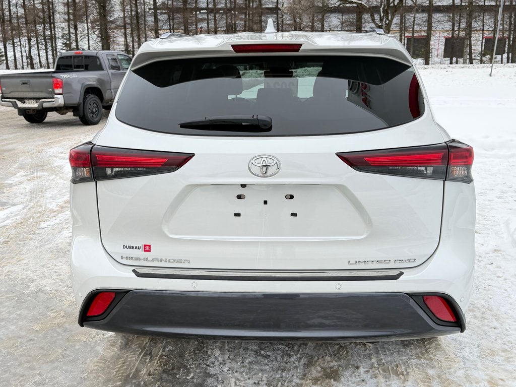 2024 Toyota Highlander LIMITED / MAGS 20'' / 1 SEUL PROPRIETAIRE / WOW in Thetford Mines, Quebec - 5 - w1024h768px