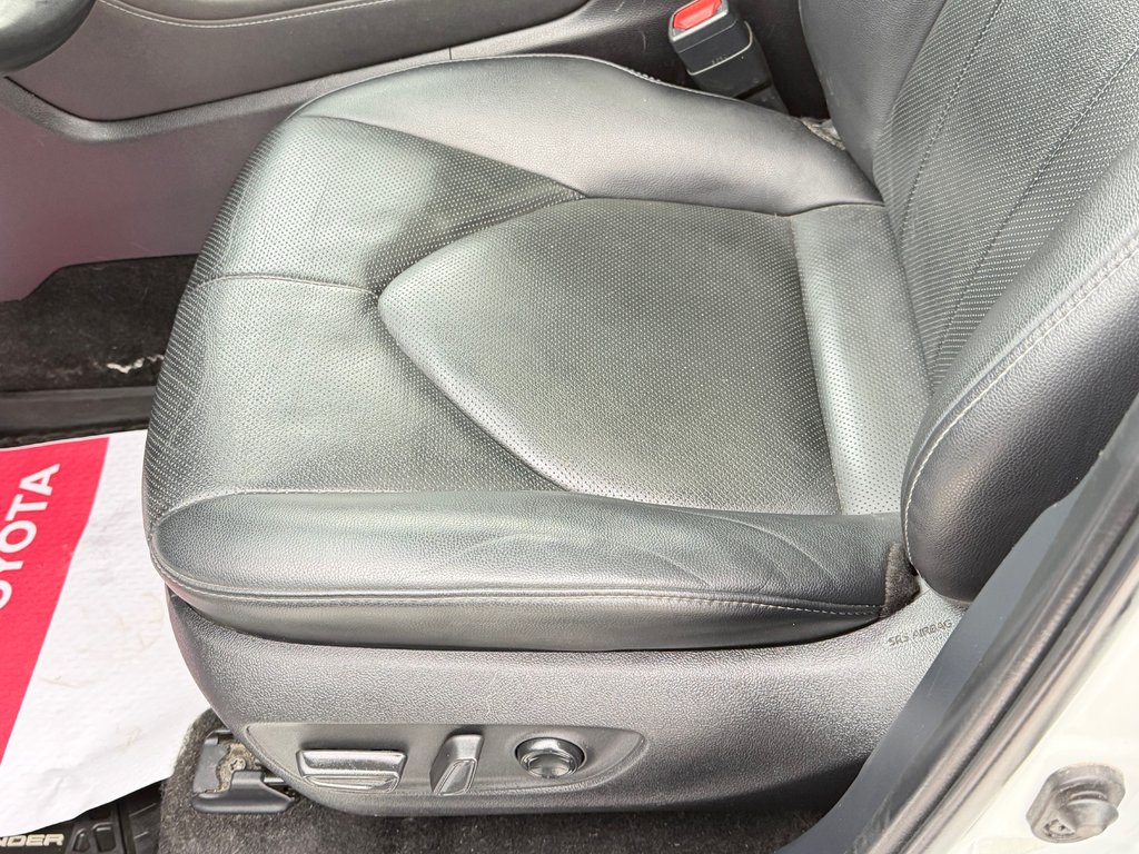 2024 Toyota Highlander LIMITED / MAGS 20'' / 1 SEUL PROPRIETAIRE / WOW in Thetford Mines, Quebec - 37 - w1024h768px