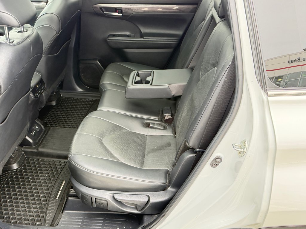 2024 Toyota Highlander LIMITED / MAGS 20'' / 1 SEUL PROPRIETAIRE / WOW in Thetford Mines, Quebec - 66 - w1024h768px