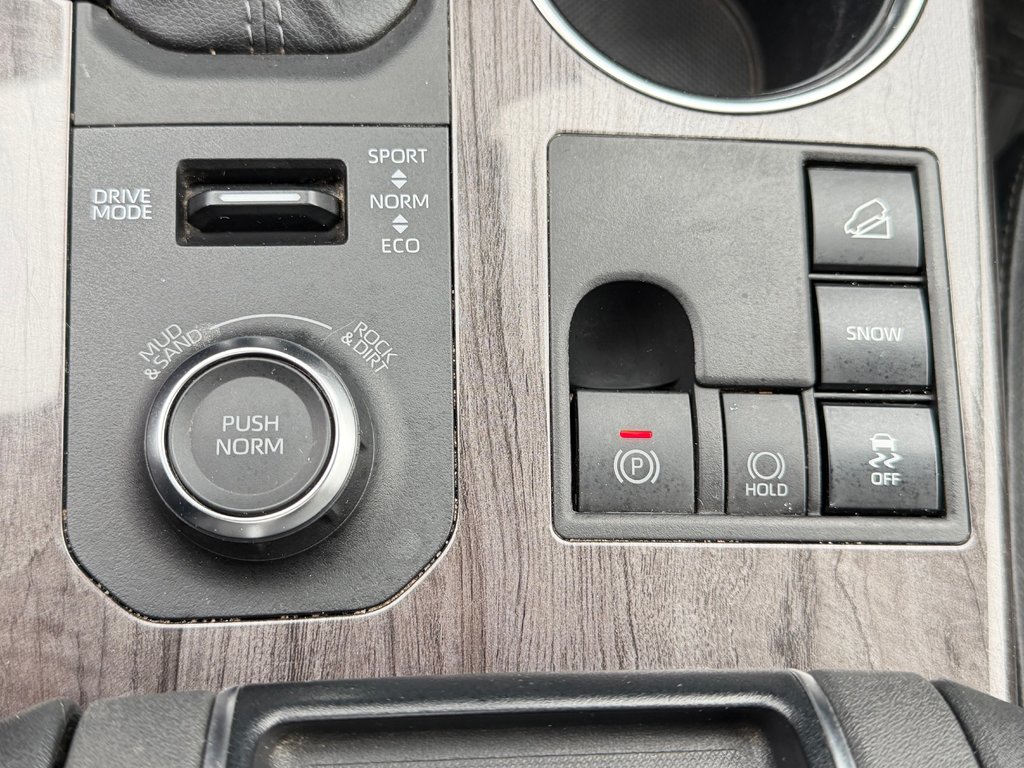 2024 Toyota Highlander LIMITED / MAGS 20'' / 1 SEUL PROPRIETAIRE / WOW in Thetford Mines, Quebec - 55 - w1024h768px