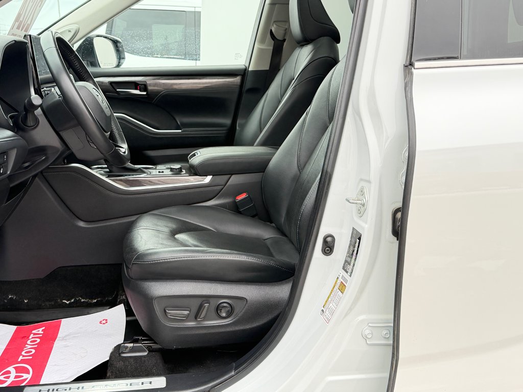 2024 Toyota Highlander LIMITED / MAGS 20'' / 1 SEUL PROPRIETAIRE / WOW in Thetford Mines, Quebec - 34 - w1024h768px