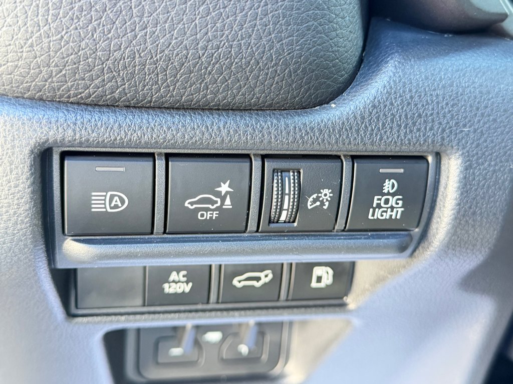 2024 Toyota Land Cruiser PREMIUM AWD / HYPER RARE / PARFAIT POUR EXPORT / in Thetford Mines, Quebec - 41 - w1024h768px