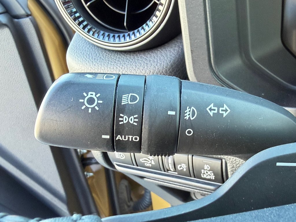 2024 Toyota Land Cruiser PREMIUM AWD / HYPER RARE / PARFAIT POUR EXPORT / in Thetford Mines, Quebec - 47 - w1024h768px