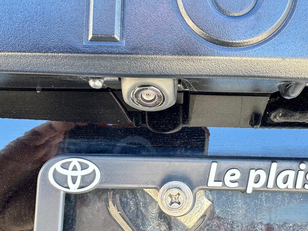 Toyota Land Cruiser 1958 / LIFT KIT / MAGS FUEL 20 / PNEUS BF KO3 / EMBLEME NOIR / UNIQUE 2025 à Thetford Mines, Québec - 25 - w1024h768px