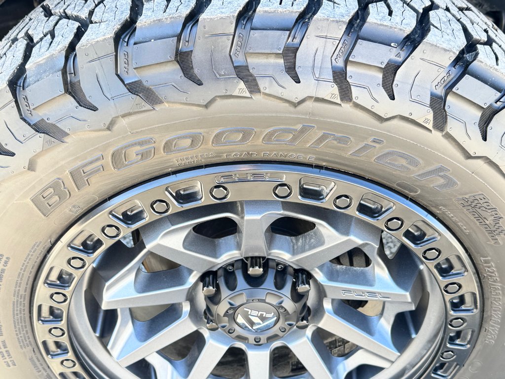 Toyota Land Cruiser 1958 / LIFT KIT / MAGS FUEL 20 / PNEUS BF KO3 / EMBLEME NOIR / UNIQUE 2025 à Thetford Mines, Québec - 17 - w1024h768px