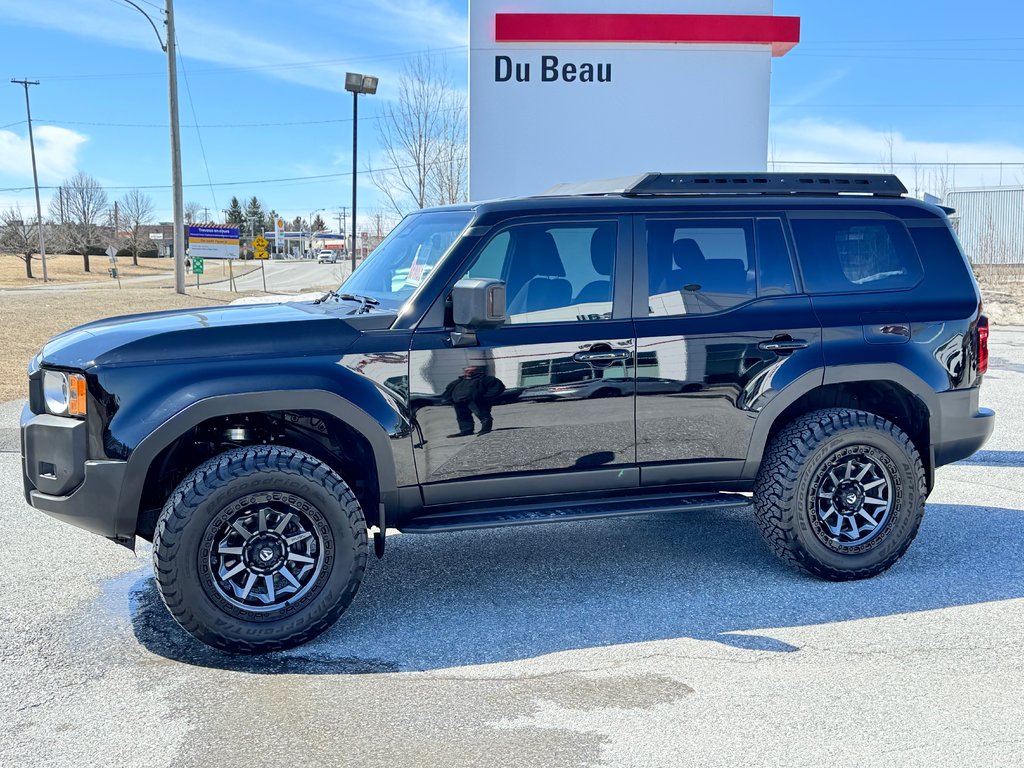 Toyota Land Cruiser 1958 / LIFT KIT / MAGS FUEL 20 / PNEUS BF KO3 / EMBLEME NOIR / UNIQUE 2025 à Thetford Mines, Québec - 7 - w1024h768px