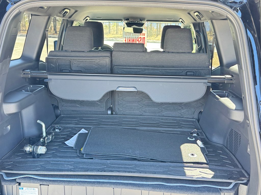 Toyota Land Cruiser 1958 / LIFT KIT / MAGS FUEL 20 / PNEUS BF KO3 / EMBLEME NOIR / UNIQUE 2025 à Thetford Mines, Québec - 63 - w1024h768px