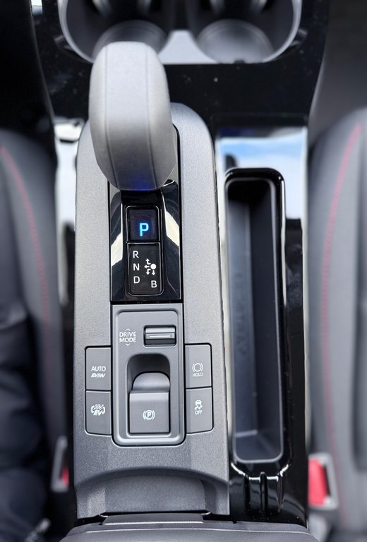 Toyota Prius Plug-In Hybrid SE 2026 à Thetford Mines, Québec - 32 - w1024h768px