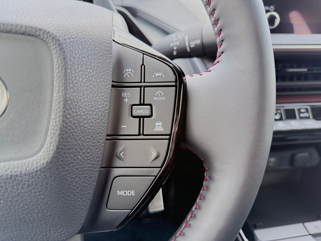 Toyota Prius Plug-In Hybrid SE 2026 à Thetford Mines, Québec - 25 - w1024h768px