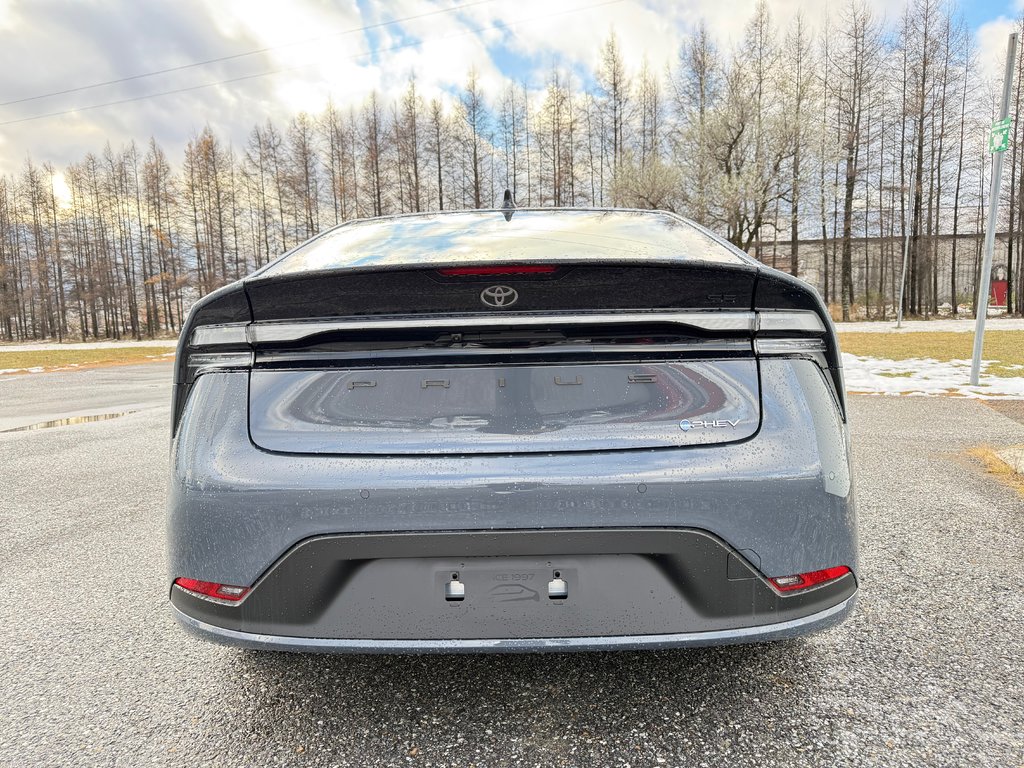 Toyota Prius Plug-In Hybrid SE 2026 à Thetford Mines, Québec - 6 - w1024h768px