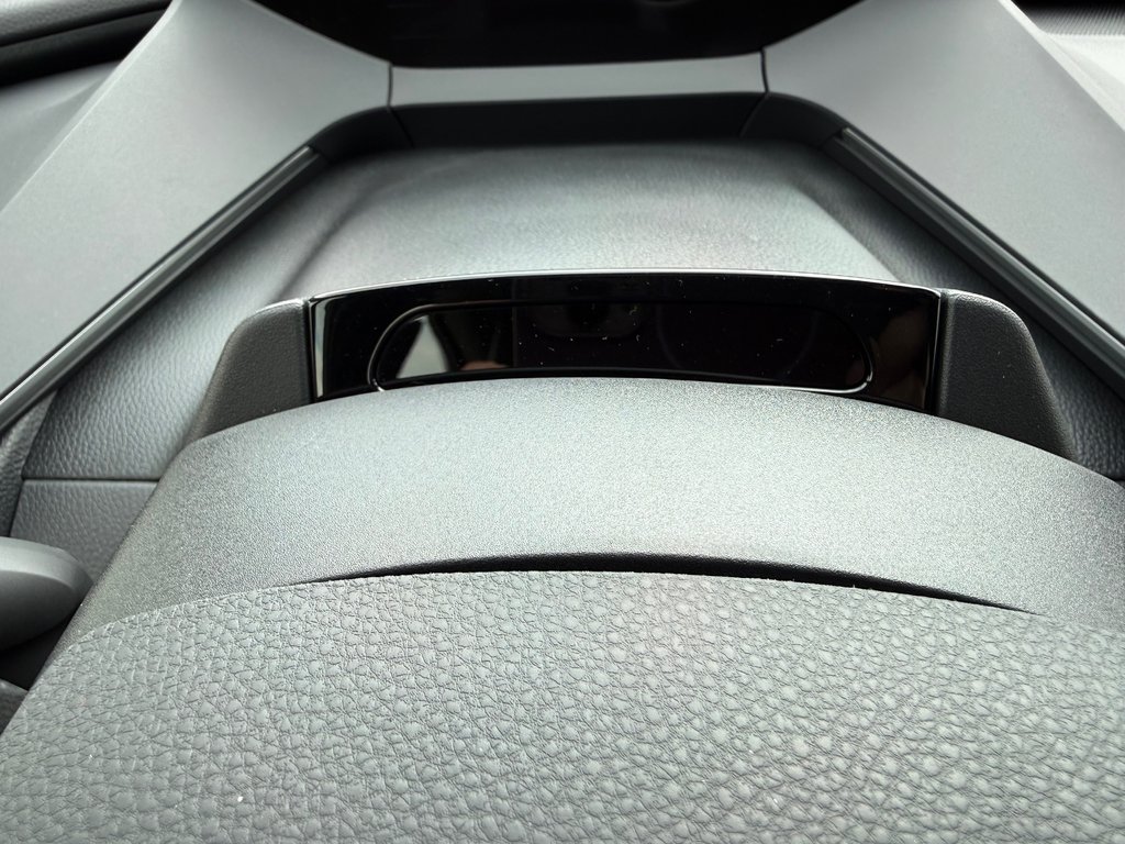 2026 Toyota Prius Plug-In Hybrid XSE in Thetford Mines, Quebec - 23 - w1024h768px