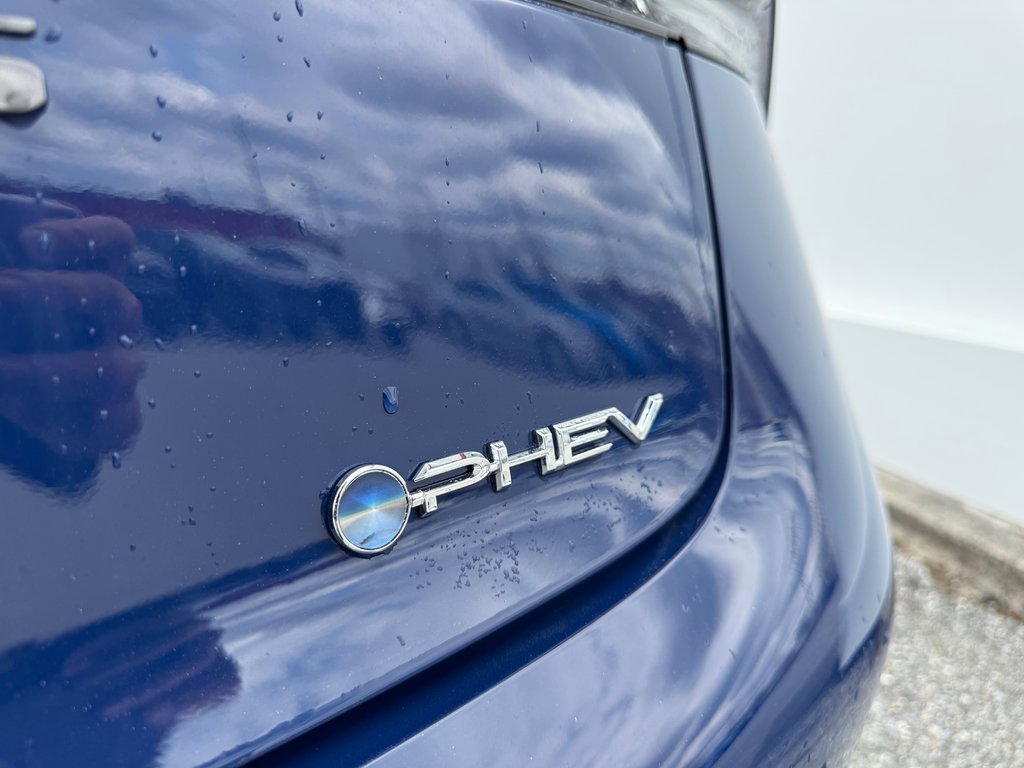 2026 Toyota Prius Plug-In Hybrid XSE in Thetford Mines, Quebec - 15 - w1024h768px