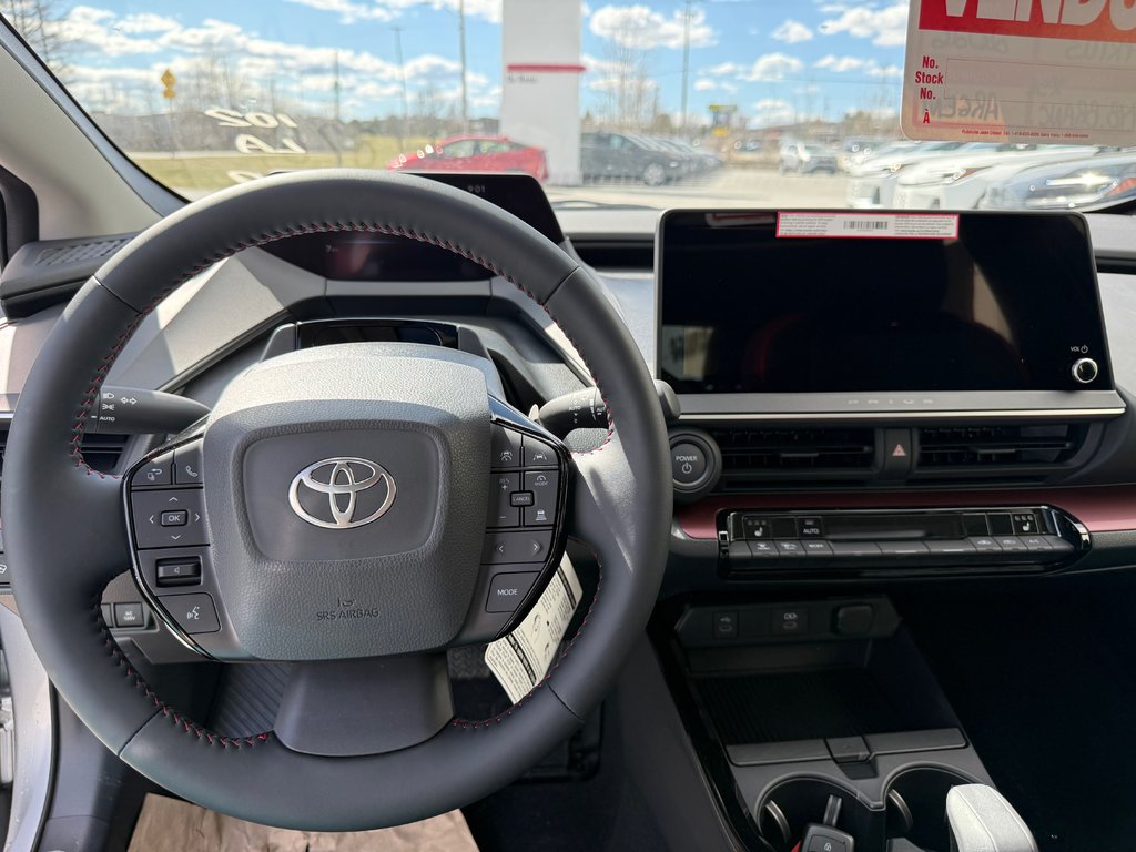 2026 Toyota Prius Plug-In Hybrid XSE in Thetford Mines, Quebec - 19 - w1024h768px
