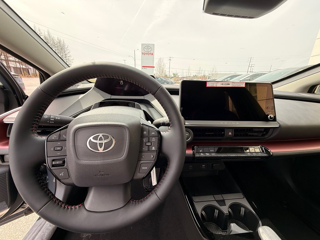 2026 Toyota Prius Plug-In Hybrid XSE in Thetford Mines, Quebec - 17 - w1024h768px