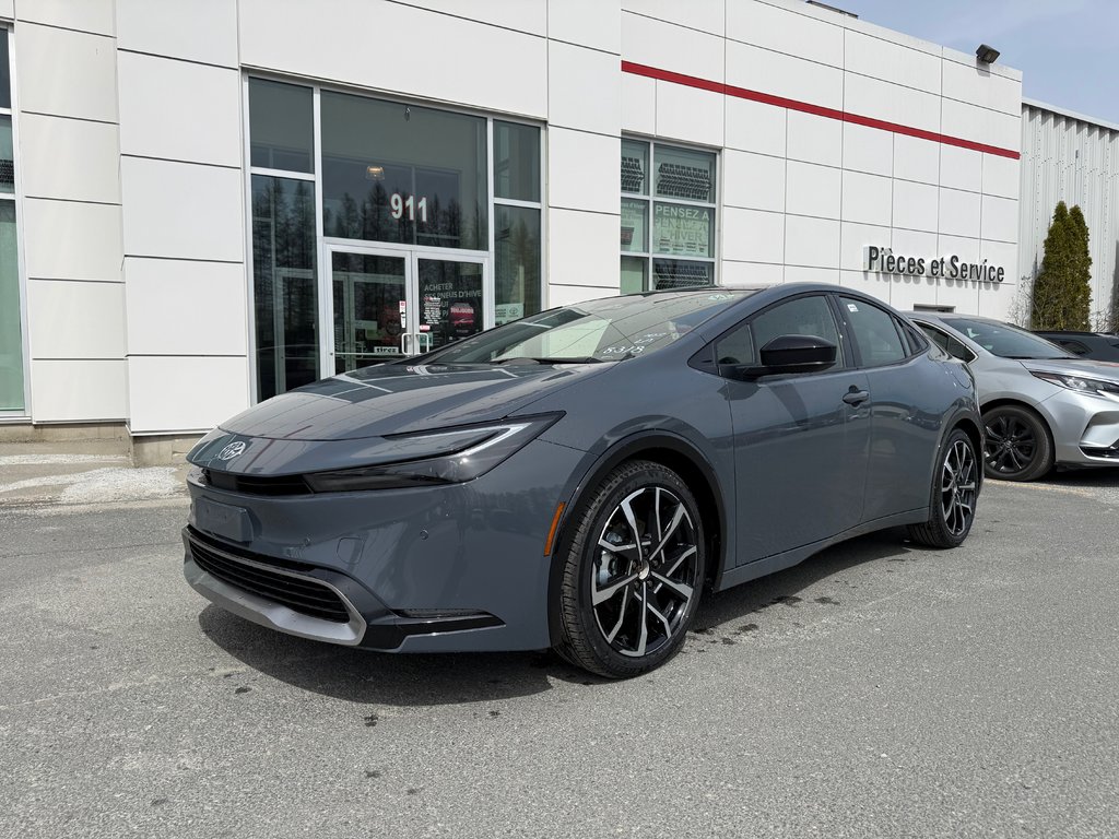 2026 Toyota Prius Plug-In Hybrid XSE in Thetford Mines, Quebec - 1 - w1024h768px