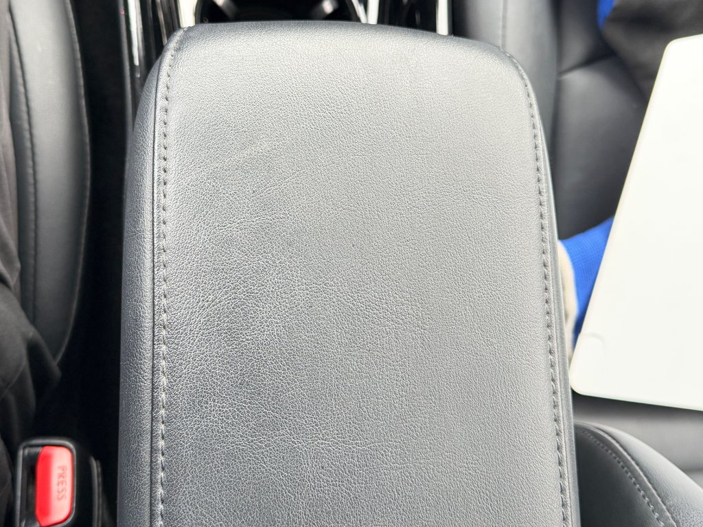 Toyota Prius Prime TECHNOLOGIE / BRANCHABLE / 39.500KM SEULEMENT / 2017 à Thetford Mines, Québec - 44 - w1024h768px