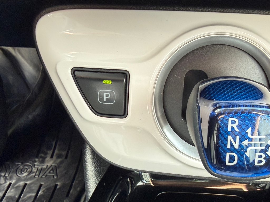 Toyota Prius Prime TECHNOLOGIE / BRANCHABLE / 39.500KM SEULEMENT / 2017 à Thetford Mines, Québec - 45 - w1024h768px
