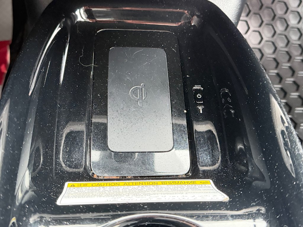 Toyota Prius Prime TECHNOLOGIE / BRANCHABLE / 39.500KM SEULEMENT / 2017 à Thetford Mines, Québec - 42 - w1024h768px