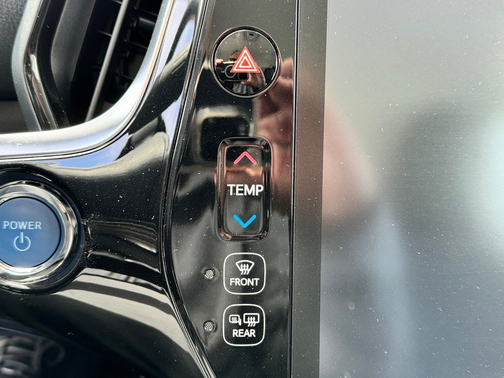 PRIUS PRIME UPGRADE / BRANCHABLE / GPS / CUIR / COMME NEUF 2020 à Thetford Mines, Québec - 45 - w1024h768px