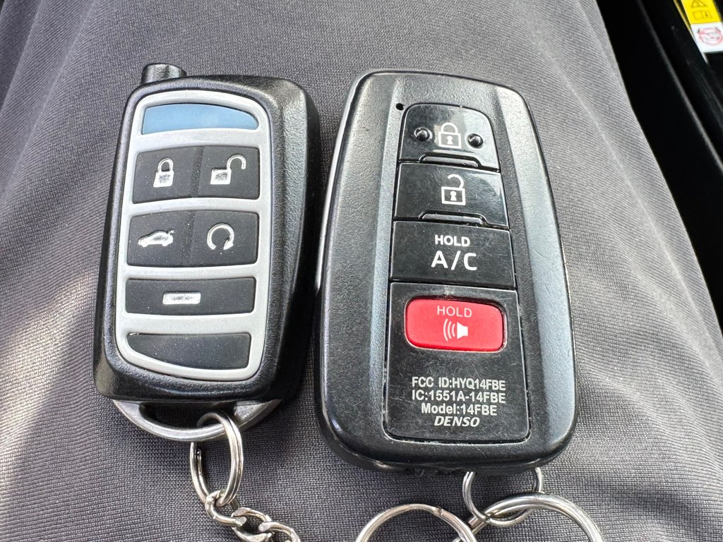Toyota PRIUS PRIME GROUPE UPGRADE / CUIR / AUBAINE A SAISIR / 2020 à Thetford Mines, Québec - 54 - w1024h768px