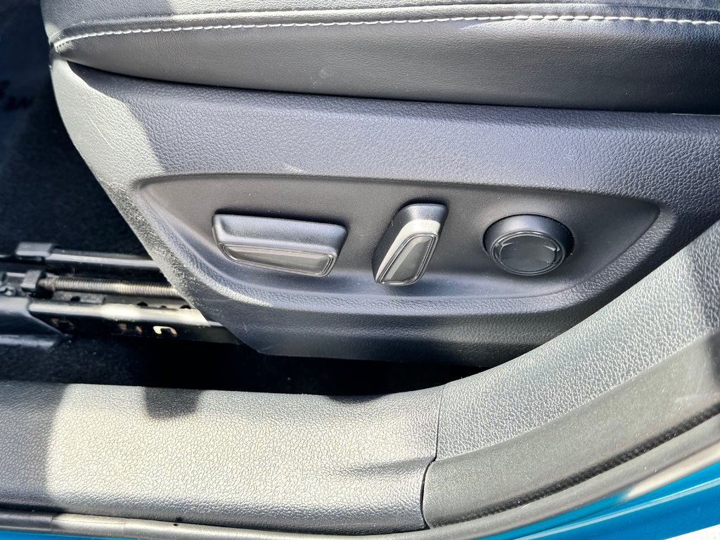 Toyota PRIUS PRIME GROUPE UPGRADE / CUIR / AUBAINE A SAISIR / 2020 à Thetford Mines, Québec - 30 - w1024h768px