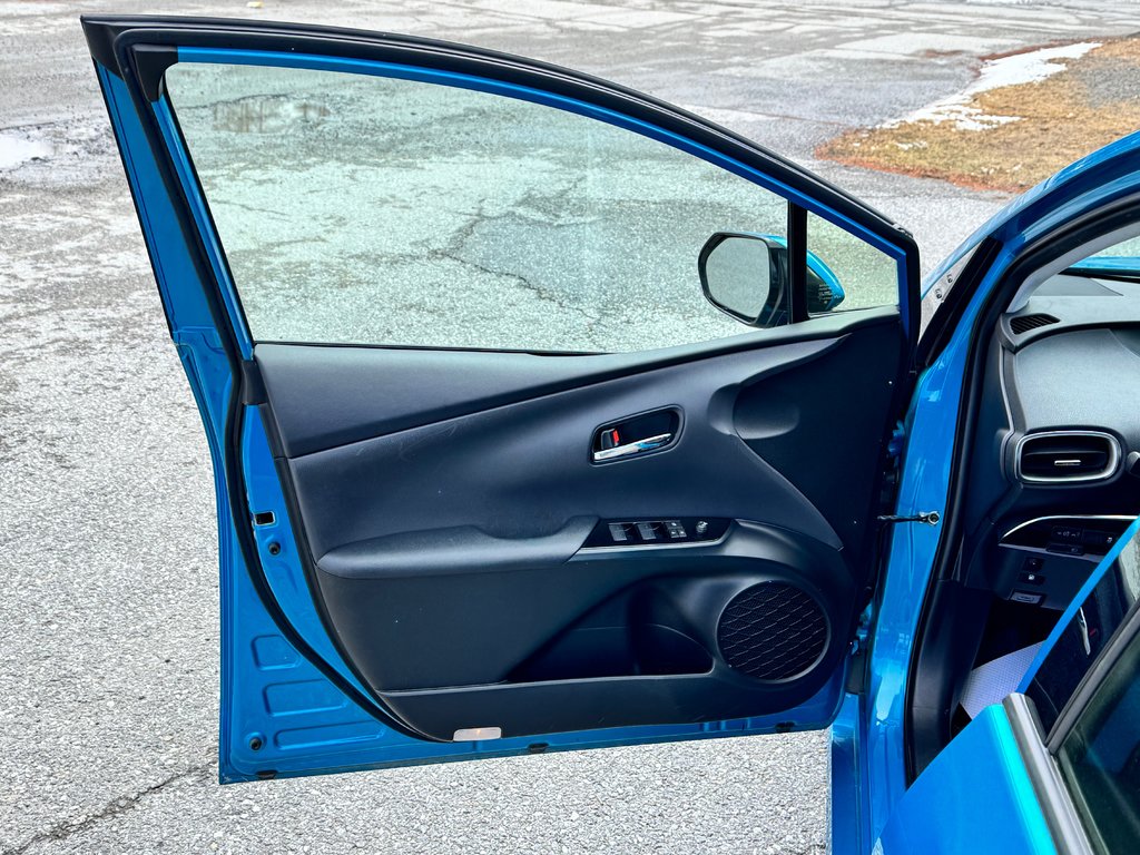 Toyota PRIUS PRIME GROUPE UPGRADE / CUIR / AUBAINE A SAISIR / 2020 à Thetford Mines, Québec - 25 - w1024h768px