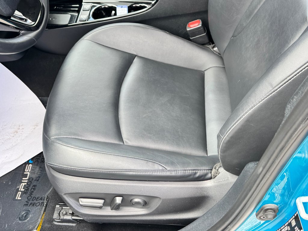 Toyota PRIUS PRIME GROUPE UPGRADE / CUIR / AUBAINE A SAISIR / 2020 à Thetford Mines, Québec - 30 - w1024h768px