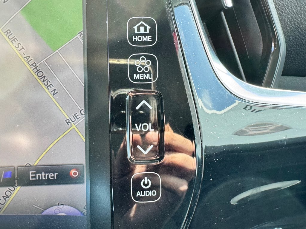 Toyota PRIUS PRIME GROUPE UPGRADE / CUIR / AUBAINE A SAISIR / 2020 à Thetford Mines, Québec - 44 - w1024h768px