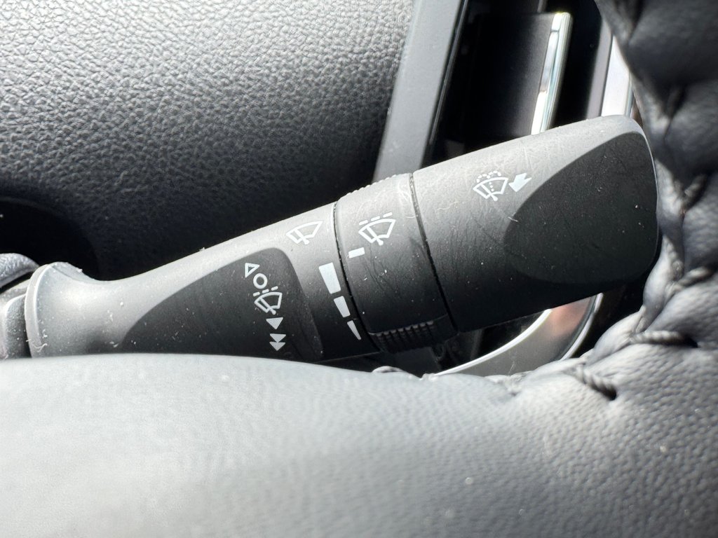 Toyota PRIUS PRIME GROUPE UPGRADE / CUIR / AUBAINE A SAISIR / 2020 à Thetford Mines, Québec - 36 - w1024h768px