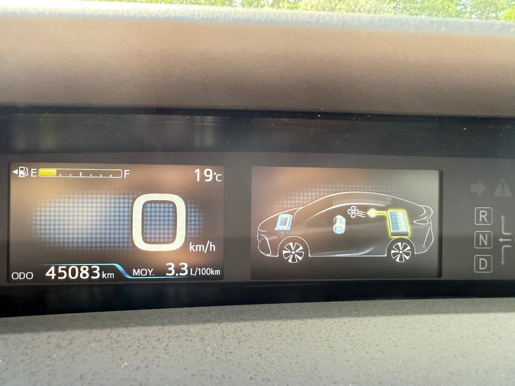 2021 Toyota PRIUS PRIME BASE / TRÈS BAS KILOS 46.000KM / SUPER DEAL / in Thetford Mines, Quebec - 19 - w1024h768px