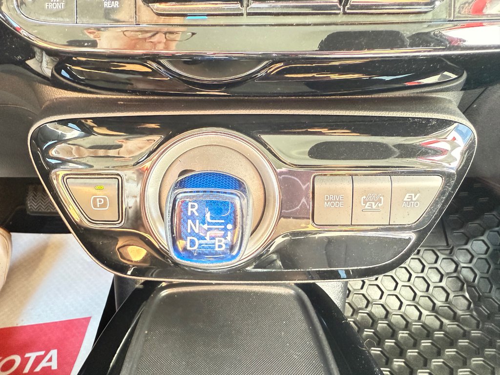 2021 Toyota PRIUS PRIME BASE / TRÈS BAS KILOS 46.000KM / SUPER DEAL / in Thetford Mines, Quebec - 21 - w1024h768px