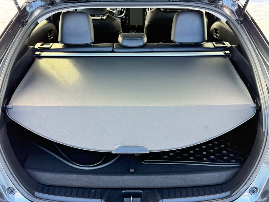 2021 Toyota Prius Prime GROUPE TECHNOLOGIE / 28.800KM SEULEMENT / PEA 03-08-26=100km WOW !!!! in Thetford Mines, Quebec - 60 - w1024h768px