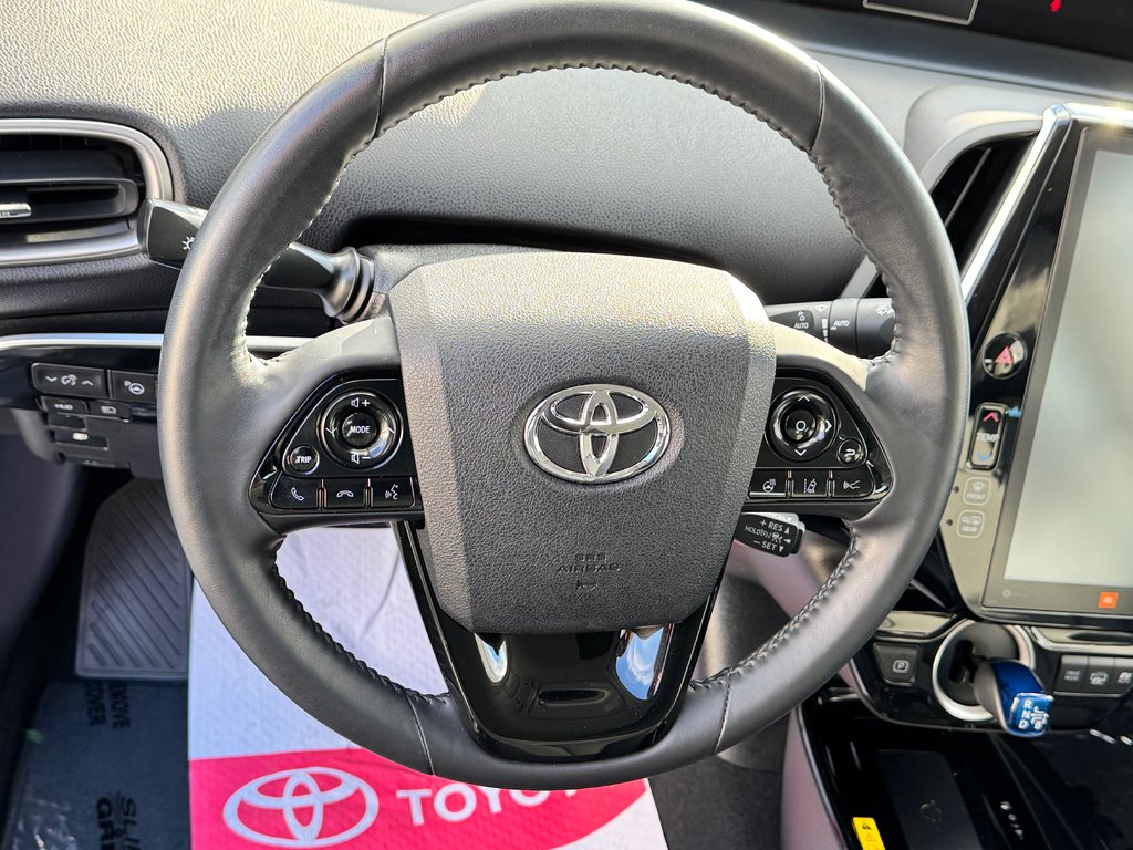2021 Toyota Prius Prime GROUPE TECHNOLOGIE / 28.800KM SEULEMENT / PEA 03-08-26=100km WOW !!!! in Thetford Mines, Quebec - 35 - w1024h768px