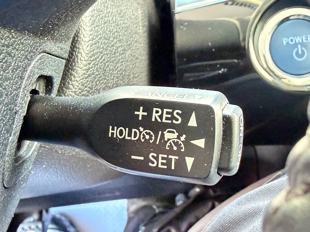 2021 Toyota Prius Prime GROUPE TECHNOLOGIE / 28.800KM SEULEMENT / PEA 03-08-26=100km WOW !!!! in Thetford Mines, Quebec - 39 - w1024h768px