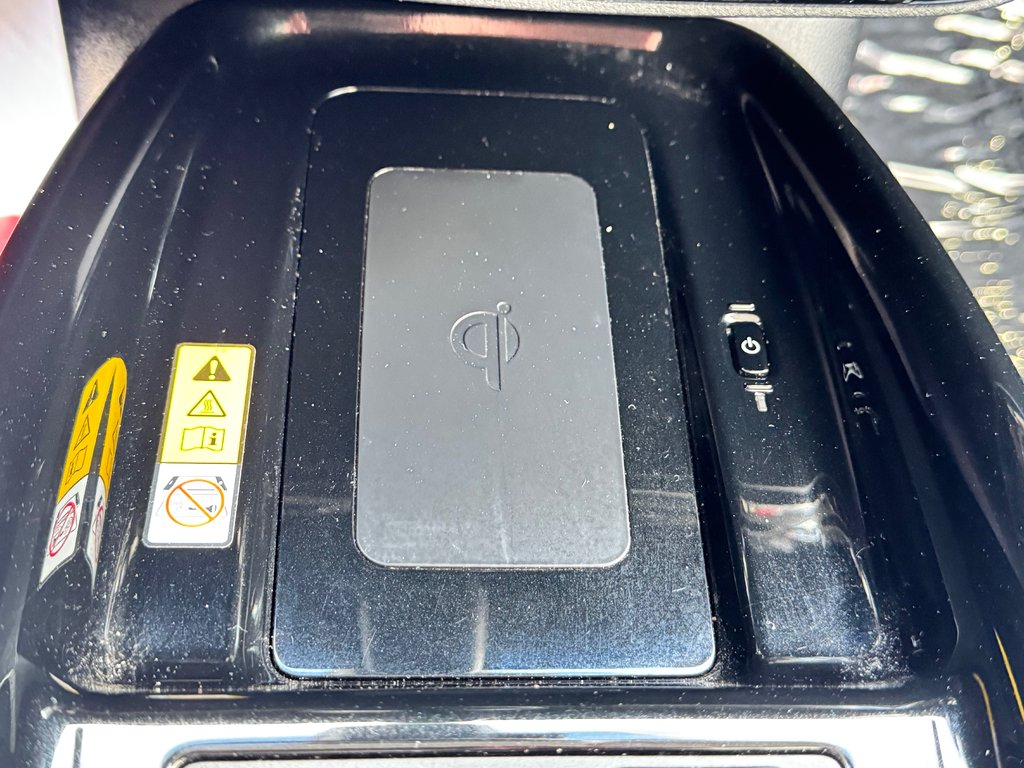 2021 Toyota Prius Prime GROUPE TECHNOLOGIE / 28.800KM SEULEMENT / PEA 03-08-26=100km WOW !!!! in Thetford Mines, Quebec - 52 - w1024h768px