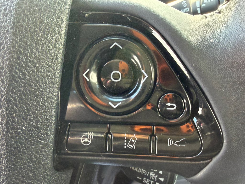 2021 Toyota Prius Prime GROUPE TECHNOLOGIE / 28.800KM SEULEMENT / PEA 03-08-26=100km WOW !!!! in Thetford Mines, Quebec - 38 - w1024h768px