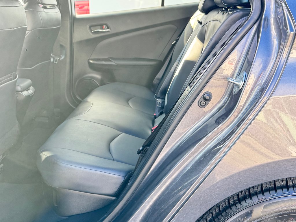 2021 Toyota Prius Prime GROUPE TECHNOLOGIE / 28.800KM SEULEMENT / PEA 03-08-26=100km WOW !!!! in Thetford Mines, Quebec - 63 - w1024h768px