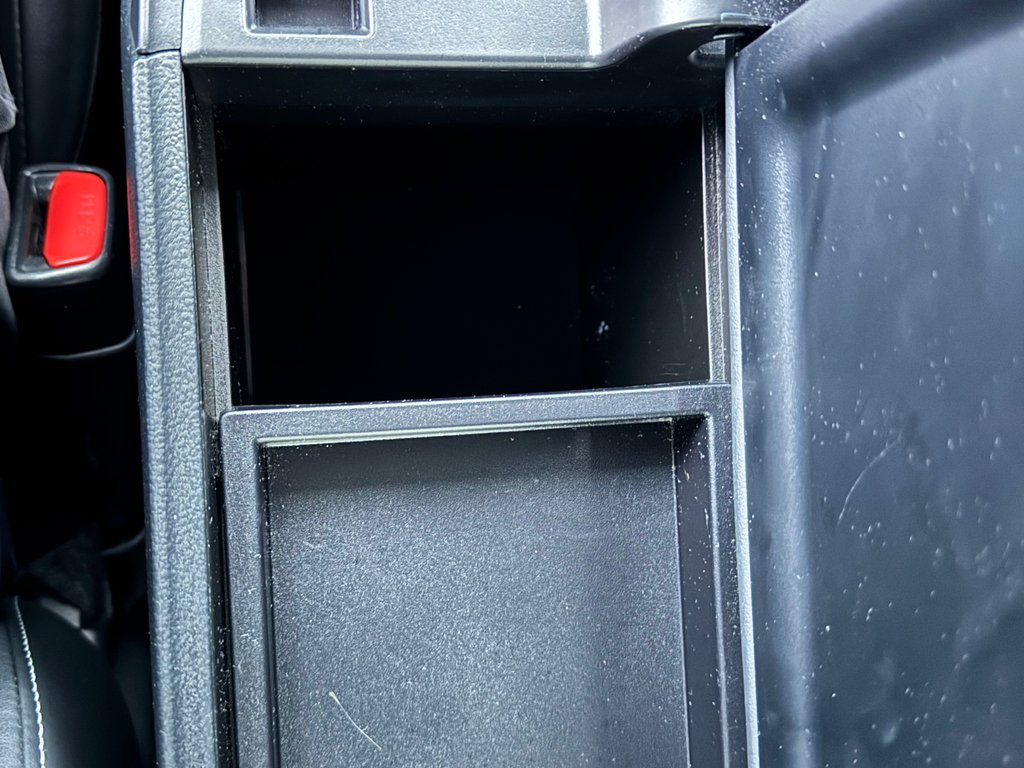 2021 Toyota Prius Prime GROUPE TECHNOLOGIE / 28.800KM SEULEMENT / PEA 03-08-26=100km WOW !!!! in Thetford Mines, Quebec - 50 - w1024h768px