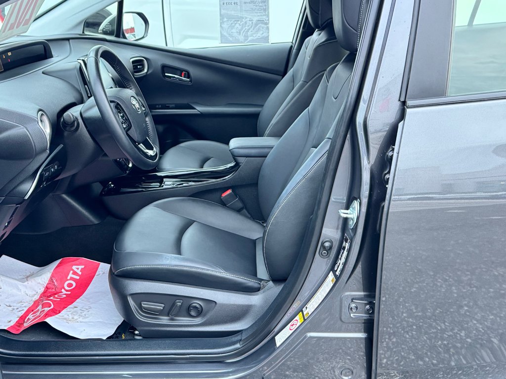 2021 Toyota Prius Prime GROUPE TECHNOLOGIE / 28.800KM SEULEMENT / PEA 03-08-26=100km WOW !!!! in Thetford Mines, Quebec - 28 - w1024h768px