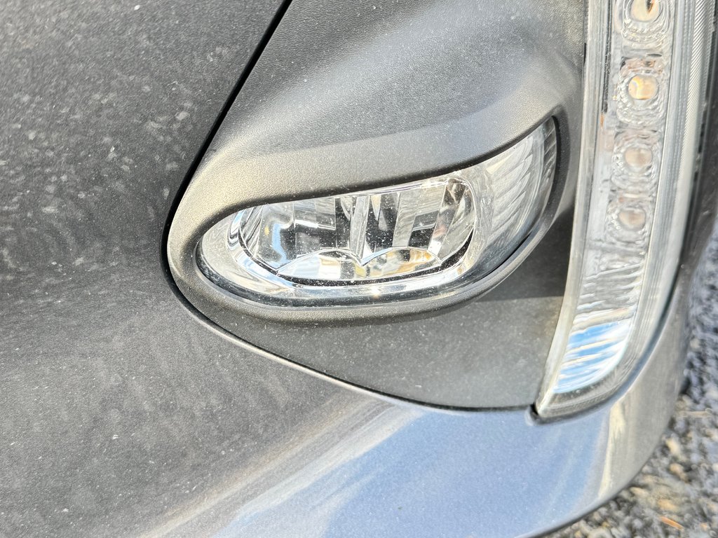 2021 Toyota Prius Prime GROUPE TECHNOLOGIE / 28.800KM SEULEMENT / PEA 03-08-26=100km WOW !!!! in Thetford Mines, Quebec - 12 - w1024h768px