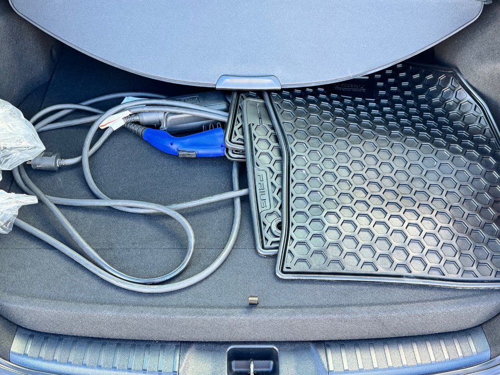 2021 Toyota Prius Prime GROUPE TECHNOLOGIE / 28.800KM SEULEMENT / PEA 03-08-26=100km WOW !!!! in Thetford Mines, Quebec - 67 - w1024h768px