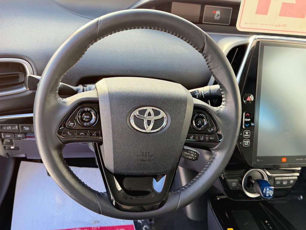2021 Toyota Prius Prime GROUPE TECHNOLOGIE / 28.800KM SEULEMENT / PEA 03-08-26=100km WOW !!!! in Thetford Mines, Quebec - 34 - w1024h768px