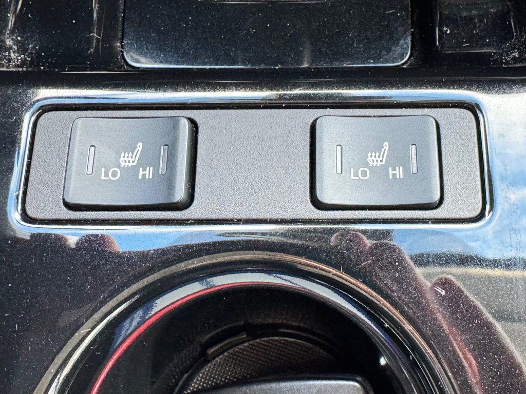 2021 Toyota Prius Prime GROUPE TECHNOLOGIE / 28.800KM SEULEMENT / PEA 03-08-26=100km WOW !!!! in Thetford Mines, Quebec - 53 - w1024h768px