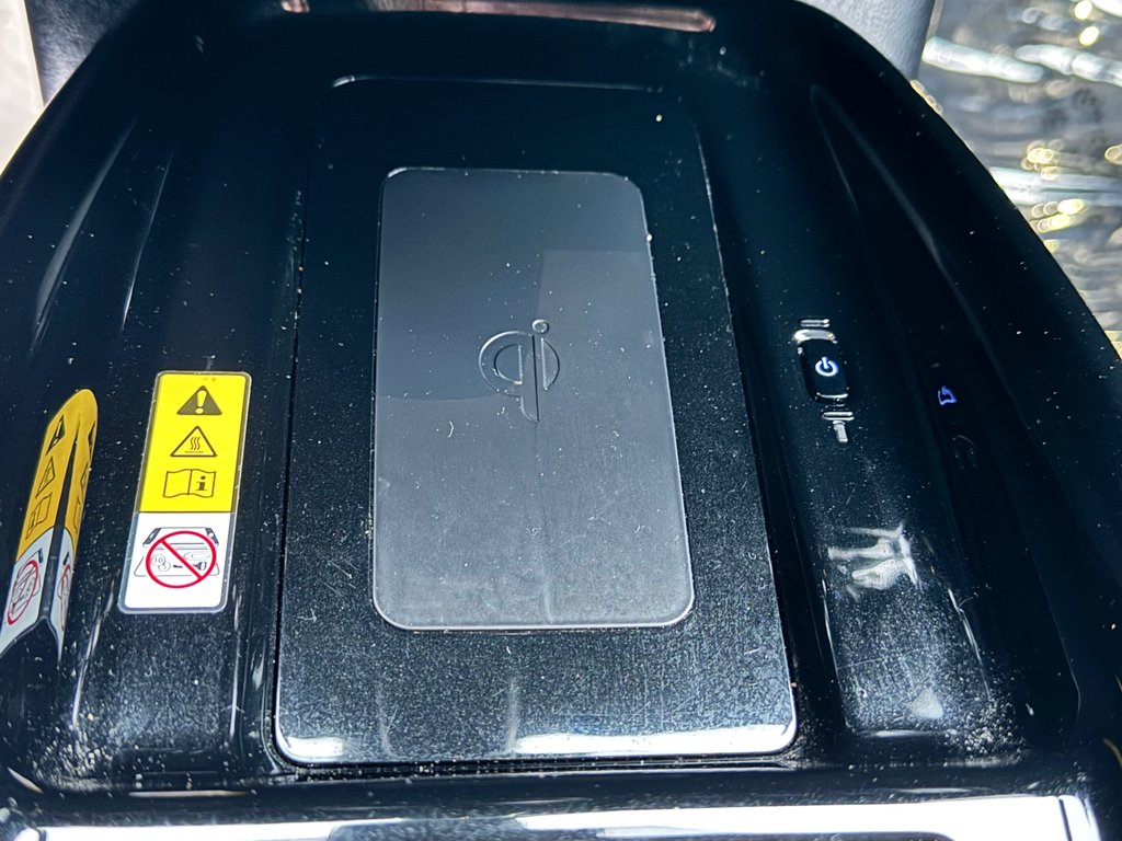 2021 Toyota Prius Prime GROUPE TECHNOLOGIE / 28.800KM SEULEMENT / PEA 03-08-26=100km WOW !!!! in Thetford Mines, Quebec - 45 - w1024h768px